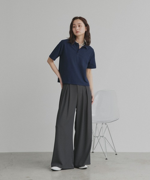 ad thie（アドティエ）の「ベーシック ハーフスリーブ ポロシャツ（ポロシャツ・レディース・アイボリー/グレイッシュベージュ/ネイビー/チャコール/ピンク/ライトブルー/ブラウン・FREE）」の13枚目の写真