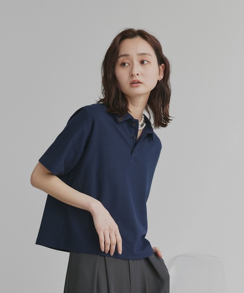 ad thie（アドティエ）の「ベーシック ハーフスリーブ ポロシャツ（ポロシャツ・レディース・アイボリー/グレイッシュベージュ/ネイビー/チャコール/ピンク/ライトブルー/ブラウン・FREE）」の16枚目の写真