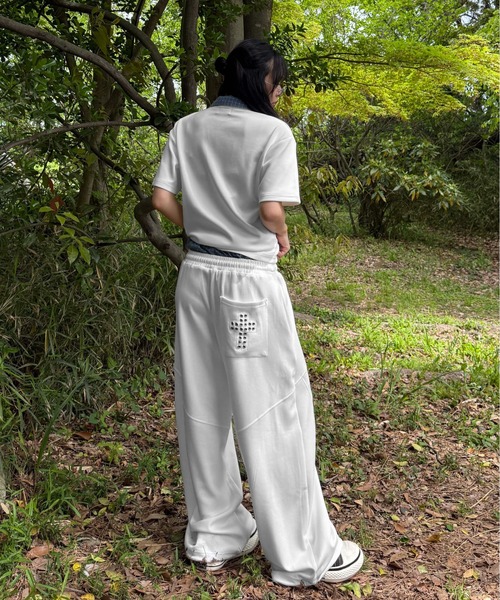 sedacle(セダクル)の「レイヤードスキッパーポンチTEE(Tシャツ/カットソー・レディース・オフホワイト/ブラック系その他/ブラック/ネイビー・X-SMALL/MEDIUM/LARGE)」の8枚目の写真