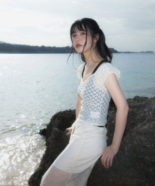 ROSEFRANTZ（ロゼフランツ）の「Lace Shirring Crop T-shirt [Cream]（Tシャツ/カットソー・レディース・Cream・OS）」の7枚目の写真