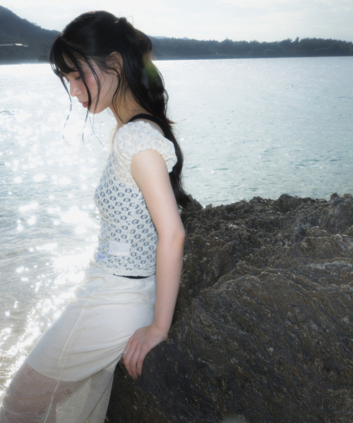 ROSEFRANTZ（ロゼフランツ）の「Lace Shirring Crop T-shirt [Cream]（Tシャツ/カットソー・レディース・Cream・OS）」の8枚目の写真