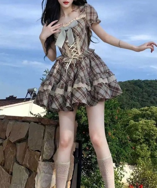 GLAMOROUS JANE（グラマラスジェーン）の「チェック柄フロントリボン半袖ミニワンピース（ワンピース・レディース・ブラウン・M/L）」の5枚目の写真