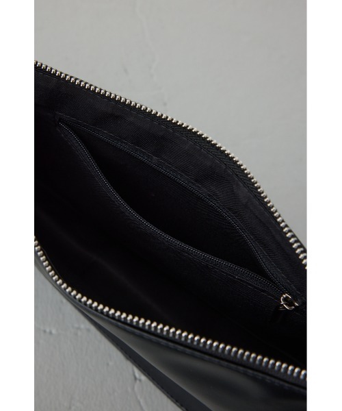 AZUL by moussy（アズールバイマウジー）の「スリムボディバッグ（ボディバッグ/ウエストポーチ・メンズ・ブラック/カーキ・FREE）」の10枚目の写真