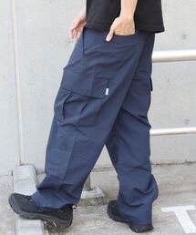 FFEIN（フェイン）の「【FFEIN(フェイン)】ナイロンテックワイドカーゴパンツ / ドローコード ブロークコア シティ ワンポイント シンプル ノームコア（その他パンツ）」