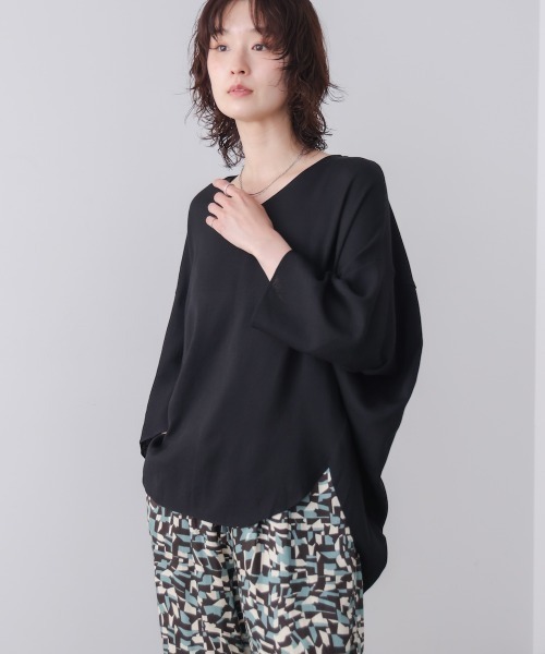 Bou Jeloud(ブージュルード)の「リネンライクワイドブラウス(Tシャツ/カットソー・レディース・カーキ/ベージュ/ブラック・FREE)」の4枚目の写真