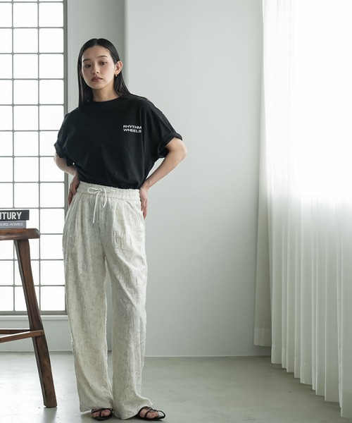 mili an deni(ミリアンデニ)の「シャイニーダメージイージーパンツ(その他パンツ・レディース・ブラック/アイボリー・M)」の7枚目の写真