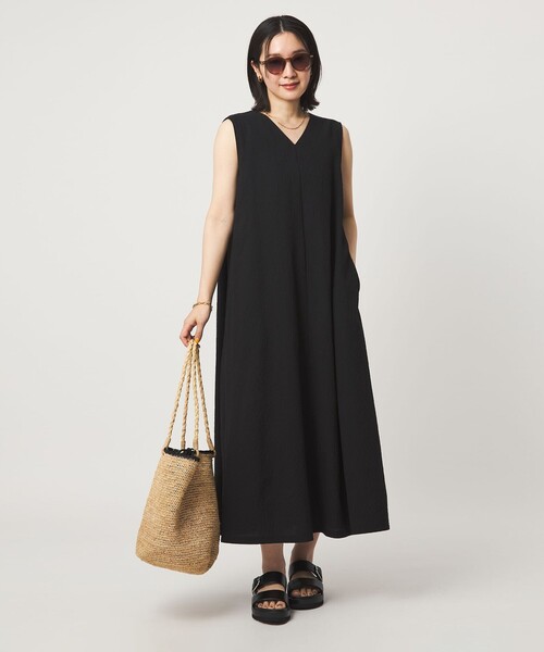 green label relaxing(グリーンレーベルリラクシング)の「【WEB限定】<at ease>カラミ ノースリーブ ワンピース(ワンピース・レディース・ブラック/ロイヤルブルー/ケリーグリーン・FREE)」の9枚目の写真