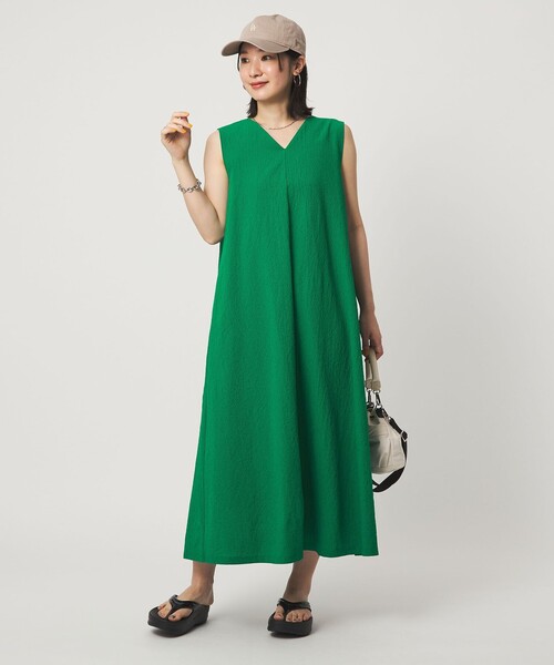 green label relaxing(グリーンレーベルリラクシング)の「【WEB限定】<at ease>カラミ ノースリーブ ワンピース(ワンピース・レディース・ブラック/ロイヤルブルー/ケリーグリーン・FREE)」の13枚目の写真