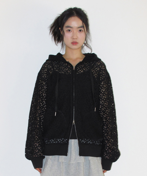 AMESWORLDWIDE（アメスワールドワイド）の「LACE HOODIE ZIP-UP BLACK（パーカー・レディース・その他・FREE）」の2枚目の写真