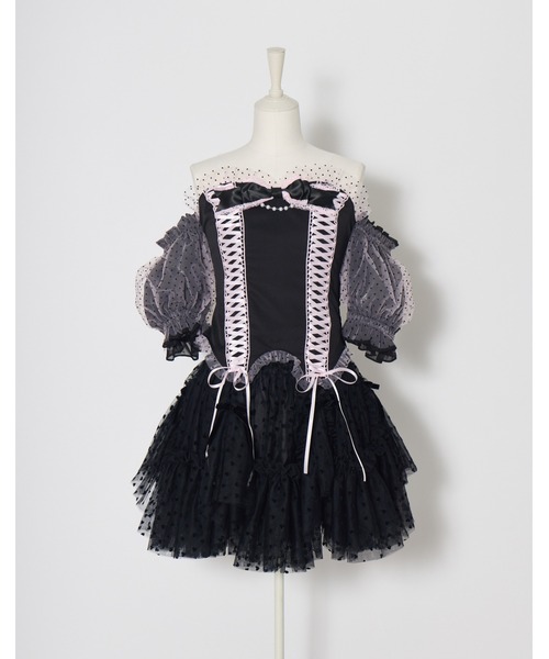 AVENCHUMU(アバンチュウム)の「Race up off shoulder tulle puff tops(チューブトップ・レディース・ブラック×ピンク/ブラック・XS/FREE)」の5枚目の写真