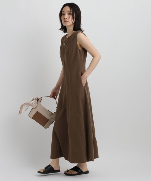 Andemiu(アンデミュウ)の「フロントZIPカットワンピース861055(ワンピース・レディース・ブラック/チャコールグレー/モカ・FREE)」の20枚目の写真