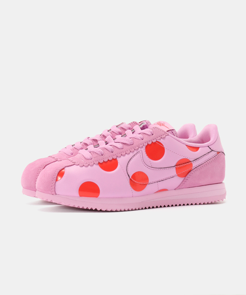 NIKE(ナイキ)の「NIKE WMNS CORTEZ IR1332-500(スニーカー・レディース・ピンク・23cm/23.5cm/24cm/24.5cm)」の2枚目の写真