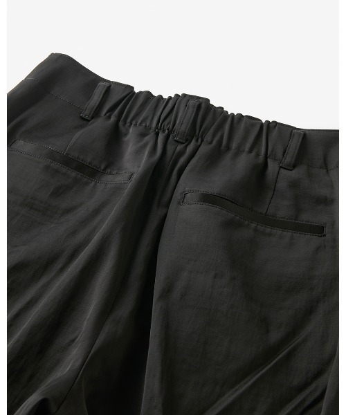 DoCLASSE（ ドゥクラッセ）の「コットン混サテン・テーパードパンツ（その他パンツ・レディース・ブラック/ベージュ・11/13/15 /9/7）」の7枚目の写真