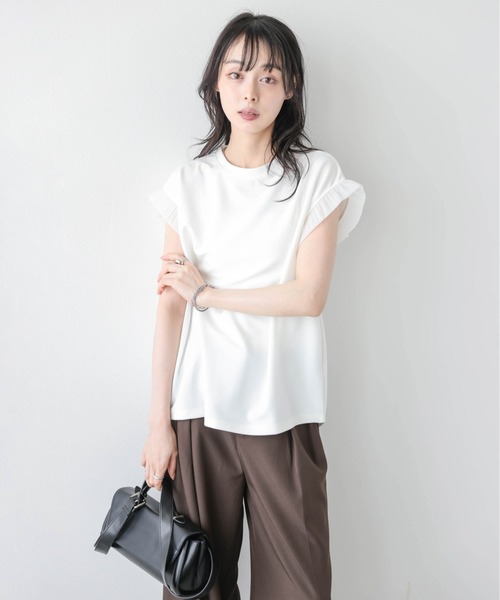 La-gemme(ラジェム)の「フリルスリーブトップス(Tシャツ/カットソー・レディース・ホワイト/ブラック・フリー)」の5枚目の写真