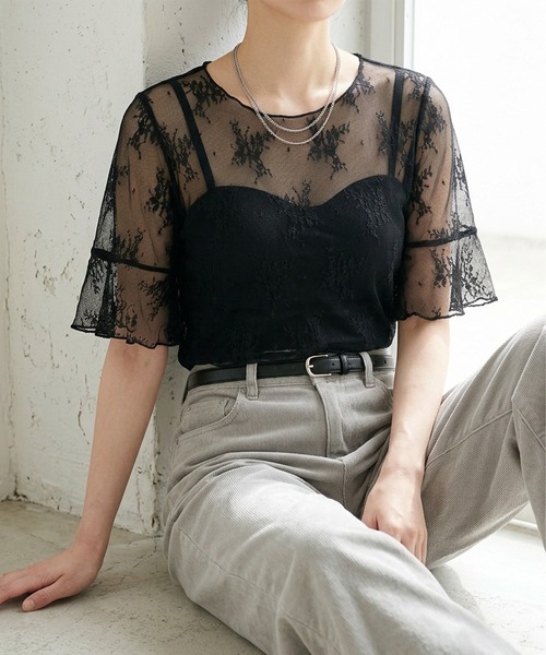 IRADOWL(アイラドール)の「シアー刺繍レース半袖カットソー(Tシャツ/カットソー・レディース・アイボリー/グレー/ホワイト/ブラウン系その他/ブラック・FREE)」の1枚目の写真