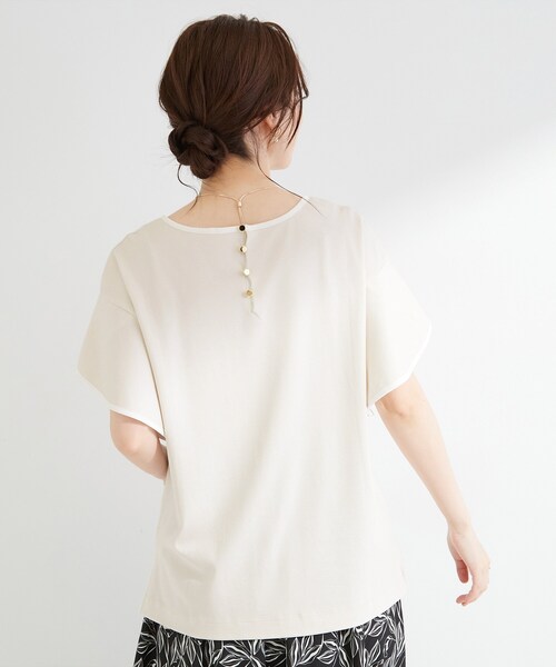 SHOO・LA・RUE(シューラルー)の「【ひんやり/洗濯機可/S-LL】配色パイピング フレアスリーブトップス(Tシャツ/カットソー・レディース・ベージュ系その他7/チャコール/ブラック系4・02/03/01/04)」の13枚目の写真