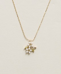 Zoule（ゾーラ）の「Zoule ゾーラ：FLOWER LETTER SERIES　jewel flower letter 9　花言葉　プルメリア　ネックレス（ネックレス）」