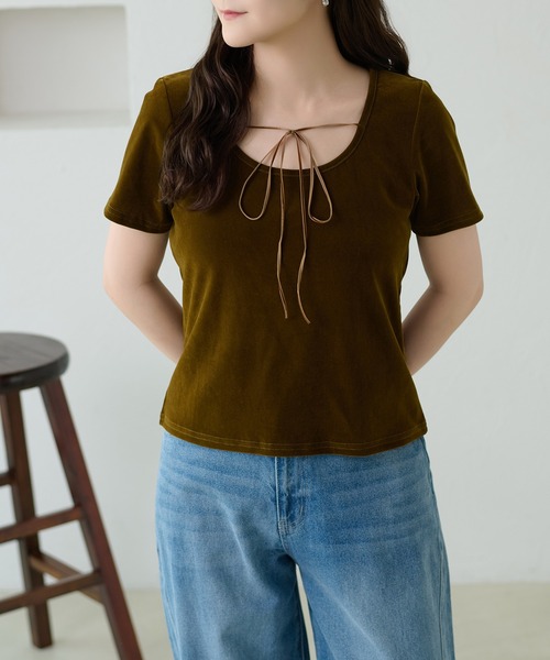 apres jour clair（アプレジュールクレア）の「【apres jour clair】リボンデザインシアーベロアトップス（Tシャツ/カットソー・レディース・ブラック/オリーブ/アイボリー・X-LARGE/フリー）」の3枚目の写真