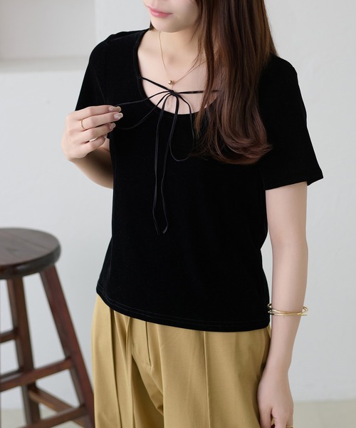 apres jour clair（アプレジュールクレア）の「【apres jour clair】リボンデザインシアーベロアトップス（Tシャツ/カットソー・レディース・ブラック/オリーブ/アイボリー・X-LARGE/フリー）」の2枚目の写真