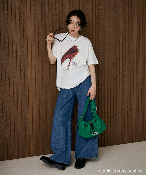 FREAK'S STORE(フリークスストア)の「GOOD ROCK SPEED/グッドロックスピード 【The Devil Wears Prada】PhotoHeels Tシャツ/『プラダを着た悪魔』(Tシャツ/カットソー・レディース・チャコール/オフホワイト・フリ-)」の10枚目の写真