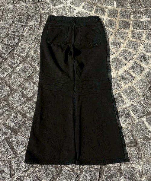 Never mind the XU / Chikashitsu+(ネバーマインド ザ エックスユー / チカシツプラス)の「essential black flare denim pants / エッセンシャルブラックフレアデニムパンツ(デニムパンツ・メンズ・ブラック・L/S/XS/M)」の14枚目の写真