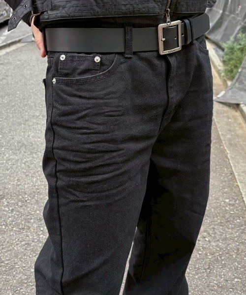 Never mind the XU / Chikashitsu+(ネバーマインド ザ エックスユー / チカシツプラス)の「essential black flare denim pants / エッセンシャルブラックフレアデニムパンツ(デニムパンツ・メンズ・ブラック・L/S/XS/M)」の10枚目の写真