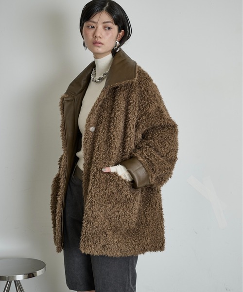 THE YOn(ザヨン)の「衿切替フェイクファージャケット(その他アウター・レディース・グレイッシュベージュ/ブラウン/アイボリー・FREE)」の8枚目の写真