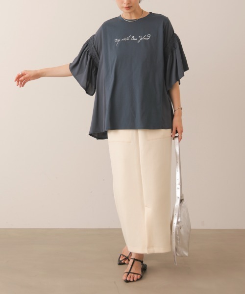 Bou Jeloud（ブージュルード）の「シンプルロゴフレアスリーブＴ（Tシャツ/カットソー・レディース・ベージュ/レッド/チャコールグレー・FREE）」の17枚目の写真
