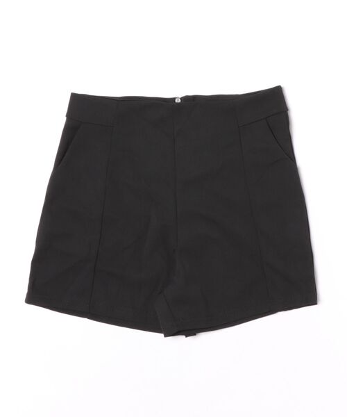 NinaetLina(ニナエリナ)の「ハイウエストショートパンツ(その他パンツ・レディース・ホワイト/ブラック・S/M/L)」の15枚目の写真