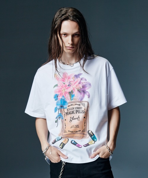 glamb（グラム）の「Magic Pills T-Shirt / マジックピルTシャツ（Tシャツ/カットソー・メンズ・ホワイト/チャコール・S/L/M）」の2枚目の写真