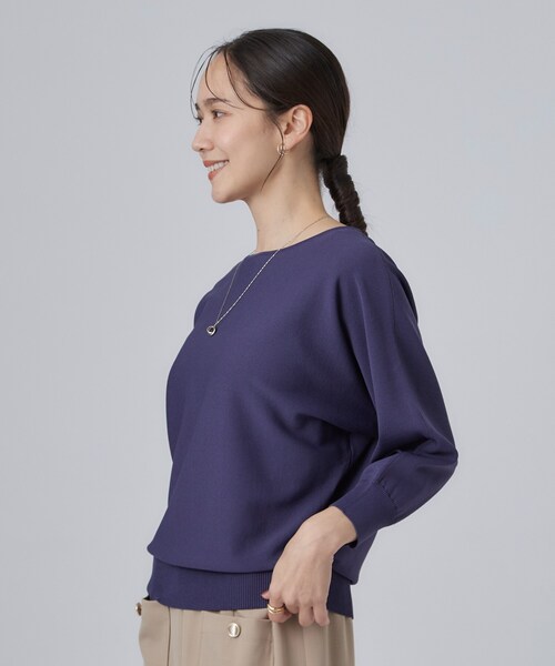 SHOO・LA・RUE(シューラルー)の「【洗濯機可】軽やかさらタッチ インせず着られる すっきり見えドルマンニット(ニット/セーター・レディース・ダークブラウン/ワインレッド/ネイビー/ベージュ・00)」の14枚目の写真