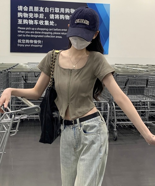 Girly Doll(ガーリードール)の「スクエアネックダブルジップ半袖カットソー(Tシャツ/カットソー・レディース・ブラック/ホワイト/キャメル・FREE)」の21枚目の写真