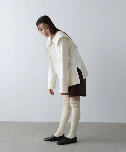Bab(バブ)の「ビッグカラー2WAYスウェットトップス(その他トップス・レディース・ブラック/ブラウン/アイボリー/グレー系その他4・FREE)」の16枚目の写真