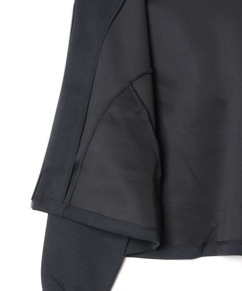 OAKLEY（オークリー）の「オークリー OAKLEY RADIANT PEACH FLEECE CROPPED 12.0（パーカー・レディース・ブラック/ライトベージュ/グレー・M/L/S/XL）」の14枚目の写真