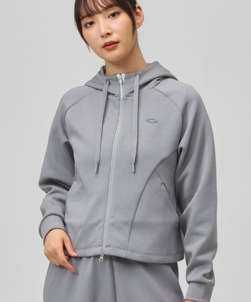 OAKLEY（オークリー）の「オークリー OAKLEY RADIANT PEACH FLEECE CROPPED 12.0（パーカー・レディース・ブラック/ライトベージュ/グレー・M/L/S/XL）」の2枚目の写真