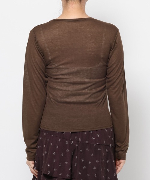 mysty woman(ミスティウーマン)の「BASICシアークルーカット長袖 1091053(Tシャツ/カットソー・レディース・ライトイエロー/ブラック/ブラウン/オフホワイト・FREE)」の8枚目の写真