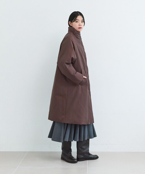 LOISIR(ロワズィール)の「リサイクルダウンハイネックロングコート(ダウンジャケット/コート・レディース・ブラウン/ダークネイビー・FREE)」の5枚目の写真