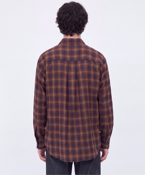 UNITED TOKYO（ユナイテッドトウキョウ）の「【新作】WOOL NYLON OMBRE CHECK SHIRT（シャツ/ブラウス・メンズ・グリーン/レッド/ブラウン・2/1）」の9枚目の写真