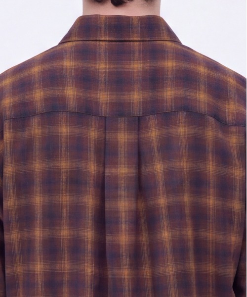 UNITED TOKYO（ユナイテッドトウキョウ）の「【新作】WOOL NYLON OMBRE CHECK SHIRT（シャツ/ブラウス・メンズ・グリーン/レッド/ブラウン・2/1）」の11枚目の写真