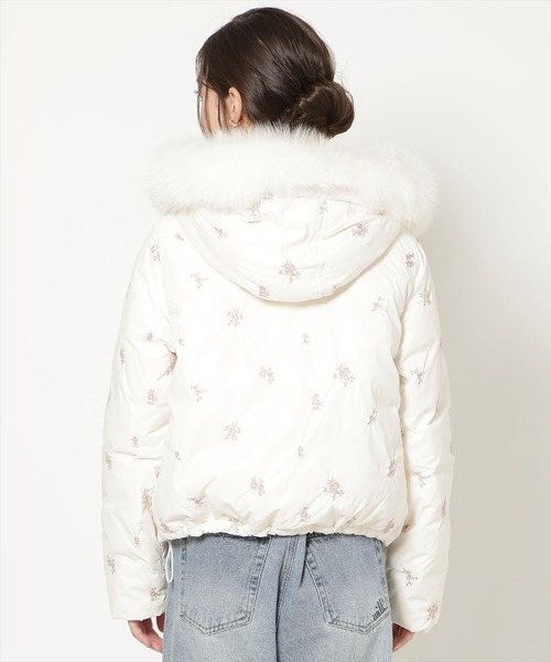 WILLSELECTION(ウィルセレクション)の「小花刺繍ショートダウン(ダウンジャケット/コート・レディース・ブラック/オフホワイト/ピンク/アイボリー・FREE)」の7枚目の写真