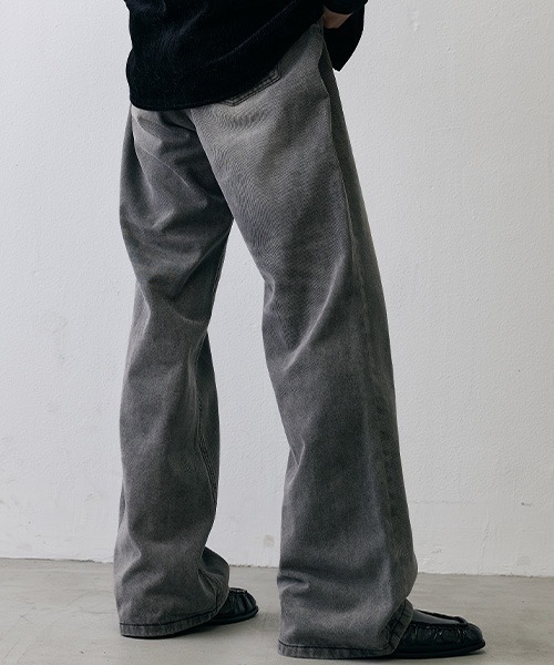 Shoowtime(ショウタイム)の「Vintage Faded Loose Straight Denim / ヴィンテージフェード ルーズストレートデニム(デニムパンツ・メンズ・グレー系/ライトブルー・LARGE/MEDIUM/X-LARGE/SMALL)」の11枚目の写真
