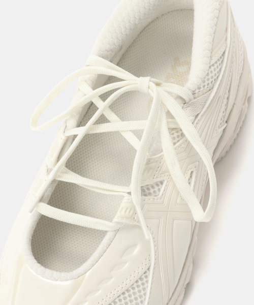 ASICS(アシックス)の「ASICS GEL-DS TRAINER SP 1203B057.100(スニーカー・レディース・ベージュ・23cm/23.5cm/24cm/24.5cm)」の6枚目の写真