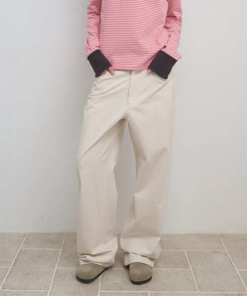 Majournee(マジョネ)の「ストレートコットンパンツ エクリュ(その他パンツ・レディース・その他・SMALL/MEDIUM)」の1枚目の写真