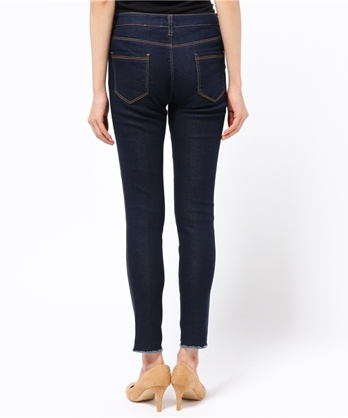 Re:EDIT（リエディ）の「ベーシックTYPE極ストレッチ裾フリンジデニム[Re:EDIT/リエディ][春夏新作][リエディオリジナル]（デニムパンツ・レディース・ライトブルー/ブラック/ネイビー/ブルー・X-LARGE/XX-LARGE/X-SMALL/MEDIUM/SMALL/LARGE/XX-SMALL）」の19枚目の写真