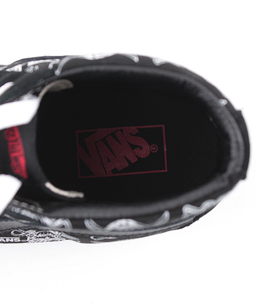 BEAMS（ビームス）の「VANS / “SK8-Hi” スカルパイレーツ
