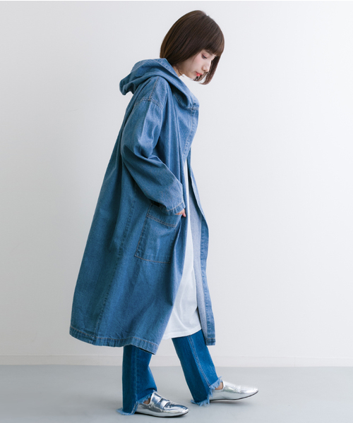 MERLOT(メルロー)の「ダンガリーデニムライトフーディコート541-1527TK(その他アウター・レディース・ネイビー/ライトブルー/ブルー・FREE)」の1枚目の写真