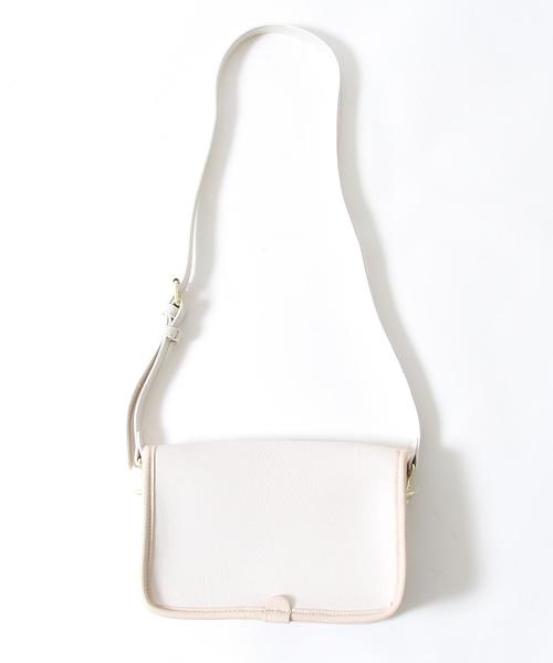 coen（コーエン）の「レザーライク2WAYショルダーバッグ（ショルダーバッグ・レディース・オフホワイト/ブラック/ブラウン/ベージュ・FREE）」の6枚目の写真