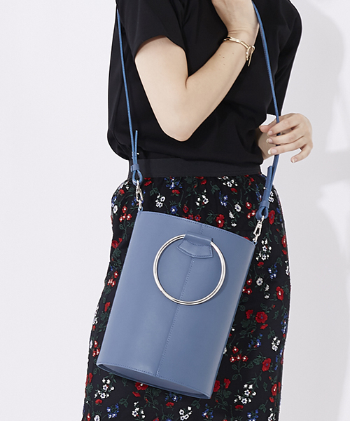 UNITED TOKYO（ユナイテッドトウキョウ）の「バケツリングバッグ（ショルダーバッグ・レディース・レッド/ブラック/サックスブルー/ピンク・FREE）」の3枚目の写真