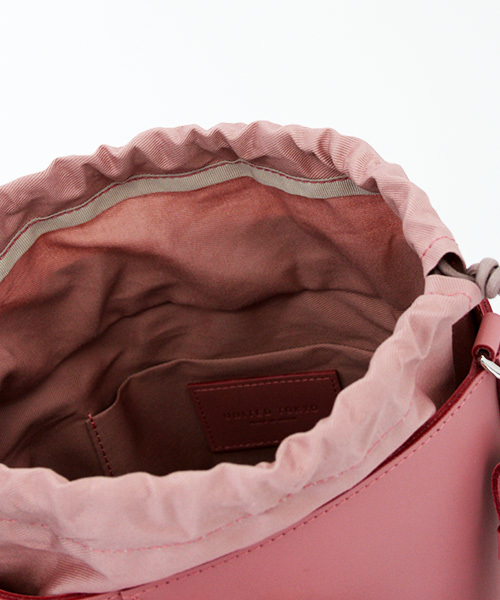 UNITED TOKYO（ユナイテッドトウキョウ）の「バケツリングバッグ（ショルダーバッグ・レディース・レッド/ブラック/サックスブルー/ピンク・FREE）」の6枚目の写真