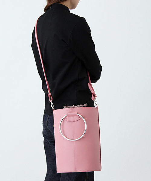 UNITED TOKYO（ユナイテッドトウキョウ）の「バケツリングバッグ（ショルダーバッグ・レディース・レッド/ブラック/サックスブルー/ピンク・FREE）」の9枚目の写真